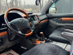 Photo of the vehicle Lexus GX