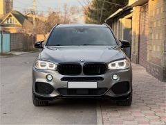 Photo of the vehicle BMW X5