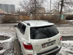 Сүрөт унаа Toyota Highlander