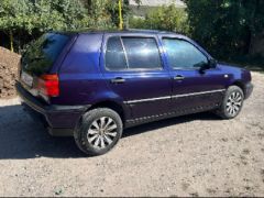 Photo of the vehicle Volkswagen Golf