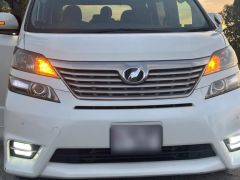 Сүрөт унаа Toyota Vellfire