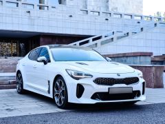 Сүрөт унаа Kia Stinger