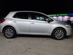 Фото авто Toyota Auris