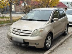 Photo of the vehicle Toyota Ist