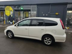 Сүрөт унаа Honda Stream