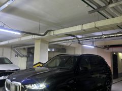 Photo of the vehicle BMW X5