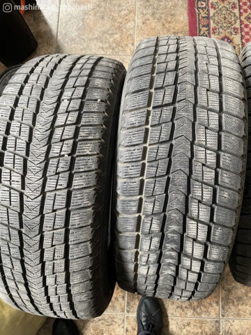 Tires - Зимняя Резина липучка в отличном состоянии