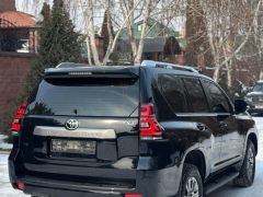 Сүрөт унаа Toyota Land Cruiser Prado