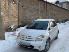 Сүрөт унаа Toyota Ist