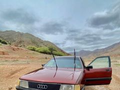 Photo of the vehicle Audi 100