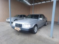 Photo of the vehicle Mercedes-Benz W124