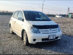 Фото авто Toyota Ist