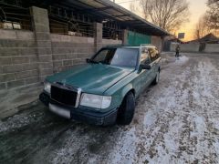 Photo of the vehicle Mercedes-Benz W124