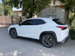 Фото авто Lexus UX