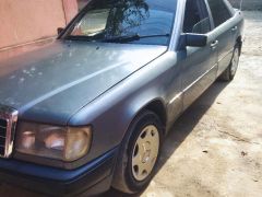 Сүрөт унаа Mercedes-Benz W124