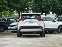 Сүрөт унаа Toyota RAV4