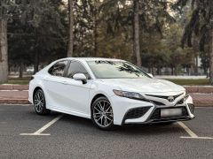 Сүрөт унаа Toyota Camry