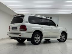 Photo of the vehicle Lexus LX