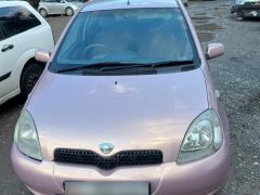 Сүрөт унаа Toyota Vitz