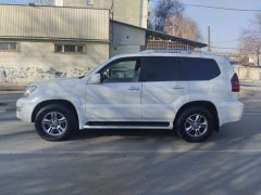 Photo of the vehicle Lexus GX