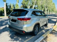 Сүрөт унаа Toyota Highlander