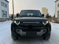 Photo of the vehicle Land Rover Defender