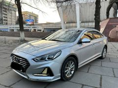 Photo of the vehicle Hyundai Sonata