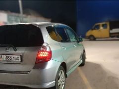 Фото авто Honda Fit