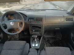 Фото авто Volkswagen Golf