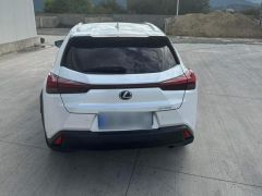 Photo of the vehicle Lexus UX