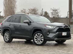 Сүрөт унаа Toyota RAV4