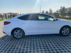 Сүрөт унаа Hyundai Elantra