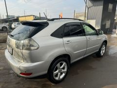 Photo of the vehicle Lexus RX