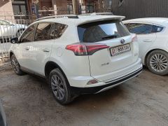 Photo of the vehicle Toyota RAV4