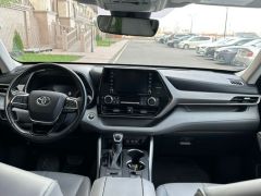 Сүрөт унаа Toyota Highlander