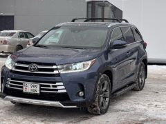 Photo of the vehicle Toyota Highlander