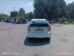 Сүрөт унаа Toyota Prius