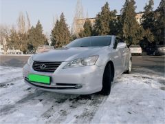 Photo of the vehicle Lexus ES