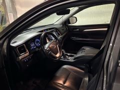 Сүрөт унаа Toyota Highlander