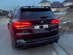 Photo of the vehicle BMW X5