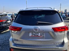 Сүрөт унаа Toyota Highlander