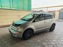 Сүрөт унаа Toyota Ist