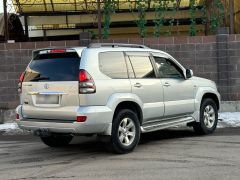 Сүрөт унаа Toyota Land Cruiser Prado