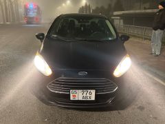 Фото авто Ford Fiesta