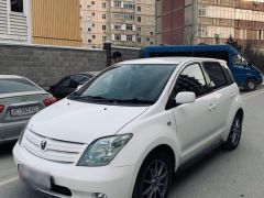 Сүрөт унаа Toyota Ist