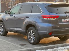 Сүрөт унаа Toyota Highlander