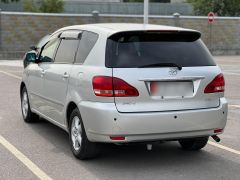 Фото авто Toyota Ipsum