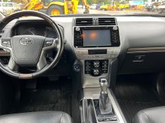 Photo of the vehicle Toyota Land Cruiser Prado