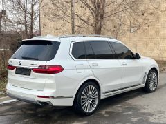 Фото авто BMW X7