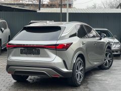 Photo of the vehicle Lexus RX